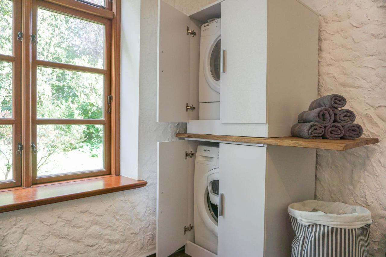 Ruhe Unter Reet-Haus Mit Sauna, Whirlpool Und Kamin Gnarrenburg Eksteriør bilde