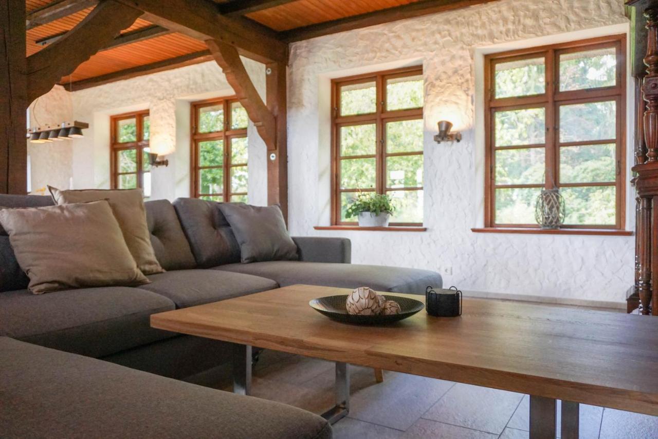 Ruhe Unter Reet-Haus Mit Sauna, Whirlpool Und Kamin Gnarrenburg Eksteriør bilde