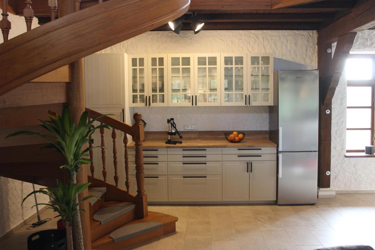 Ruhe Unter Reet-Haus Mit Sauna, Whirlpool Und Kamin Gnarrenburg Eksteriør bilde