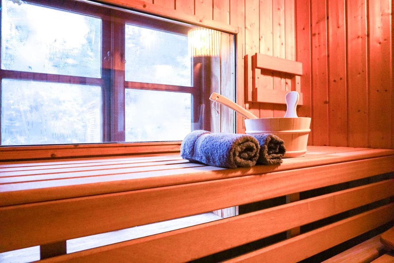 Ruhe Unter Reet-Haus Mit Sauna, Whirlpool Und Kamin Gnarrenburg Eksteriør bilde