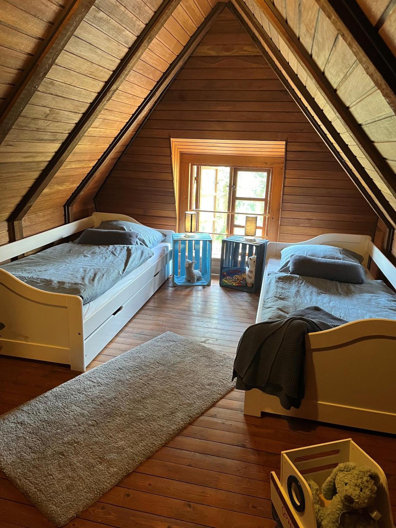 Ruhe Unter Reet-Haus Mit Sauna, Whirlpool Und Kamin Gnarrenburg Eksteriør bilde